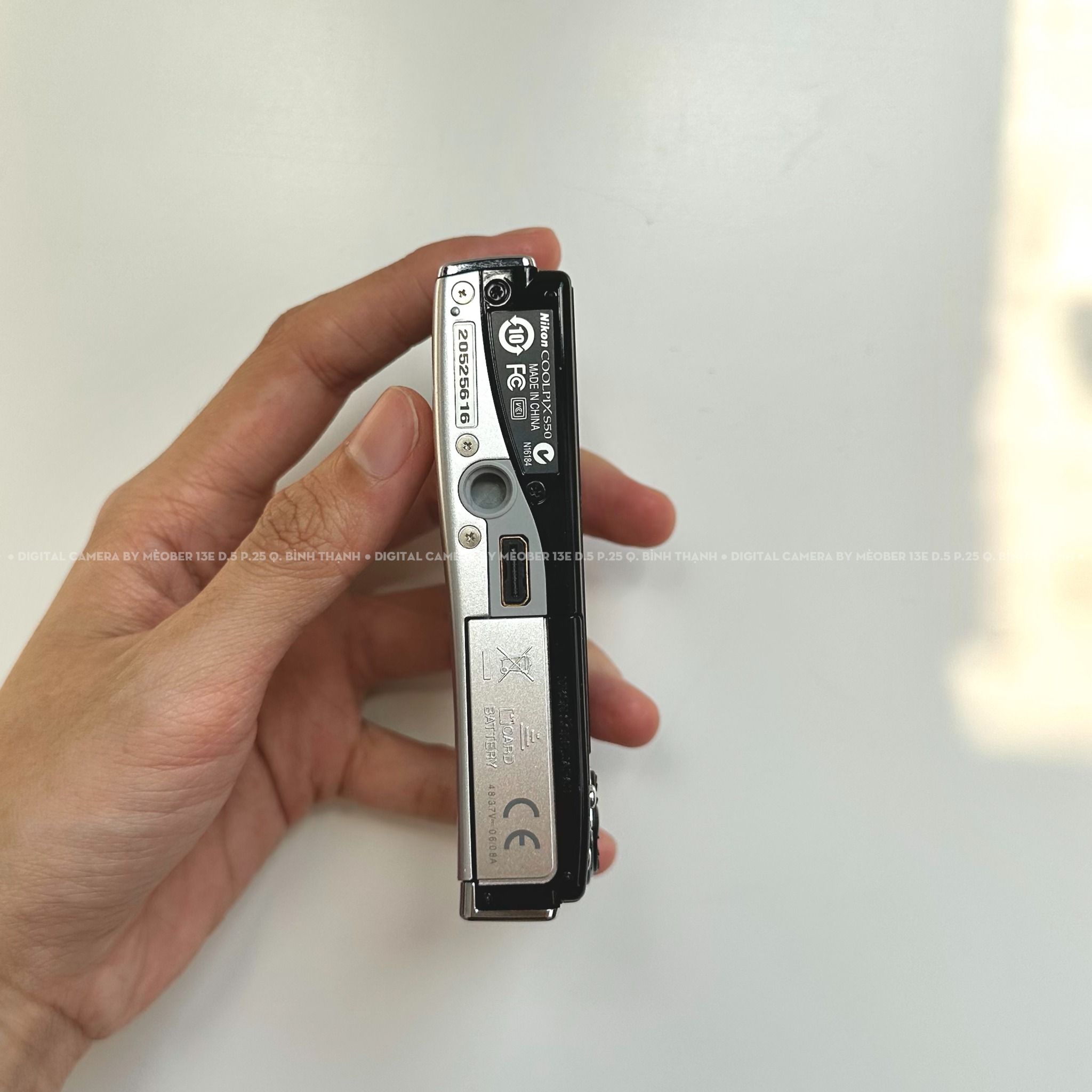  [2nd] Máy ảnh kỹ thuật số Nikon Coolpix S50 by Meober (Silver) 