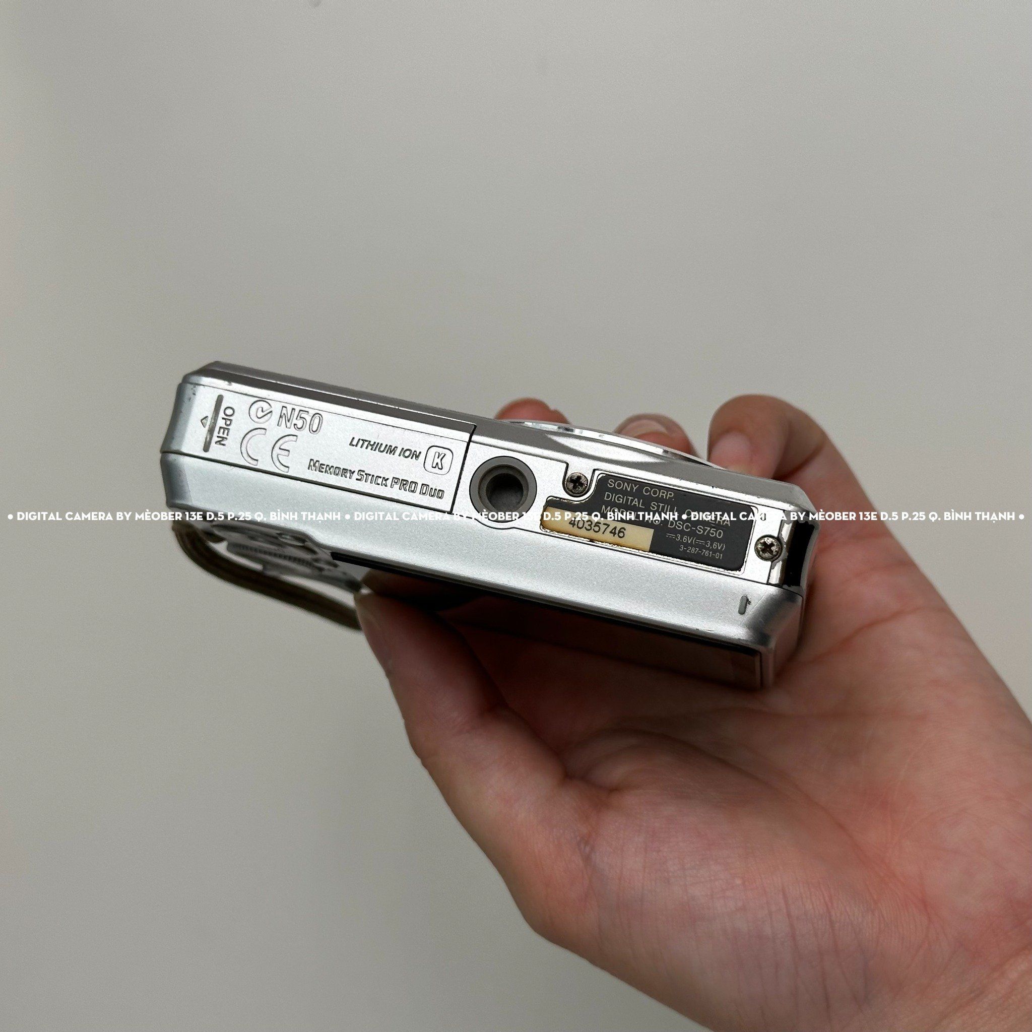  [2nd] Máy ảnh kỹ thuật số Sony Cyber-shot DSC-S750 by Meober  (Silver) 