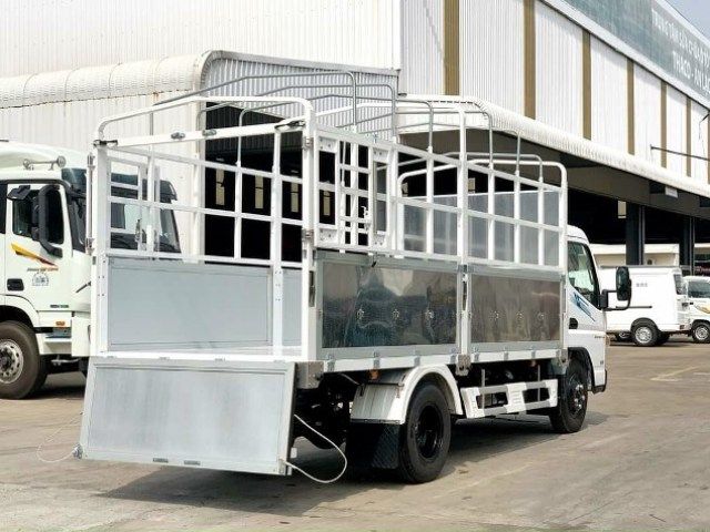  XE TẢI NHẬT BẢN MITSUBISHI FUSO CANTER TF 4.9 1T9 