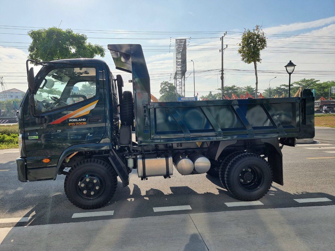  XE BEN 1 CẦU THACO FORLAND FD700B - 3,49T - 2,9 KHỐI 