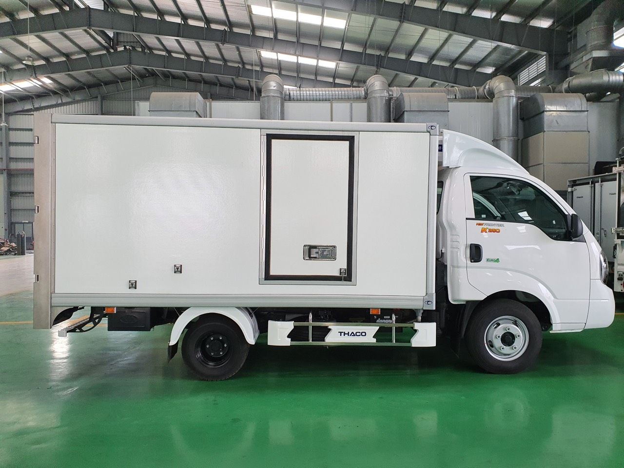  XE TẢI KIA K250 | THÙNG ĐÔNG LẠNH TẢI TRỌNG 1.9 TẤN | ĐỘNG CƠ HUYNDAI 