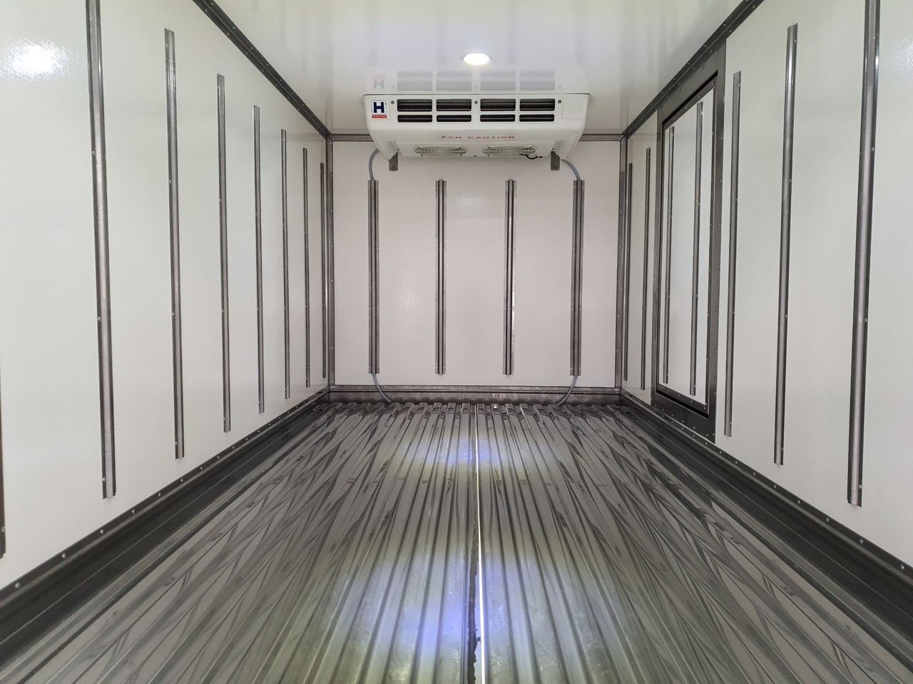  XE TẢI KIA K250 | THÙNG ĐÔNG LẠNH TẢI TRỌNG 1.9 TẤN | ĐỘNG CƠ HUYNDAI 