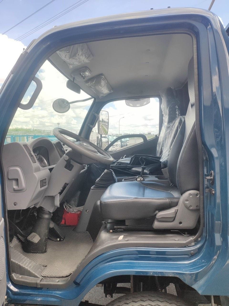  THACO OLLIN 500-MUI BẠT-5 TẤN 