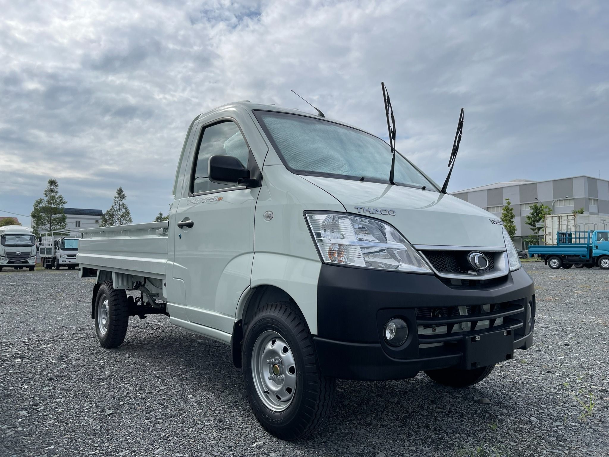  XE TẢI THACO TOWNER 990 NÂNG CẤP | TẢI TRỌNG 990 KG | THÙNG LỬNG 