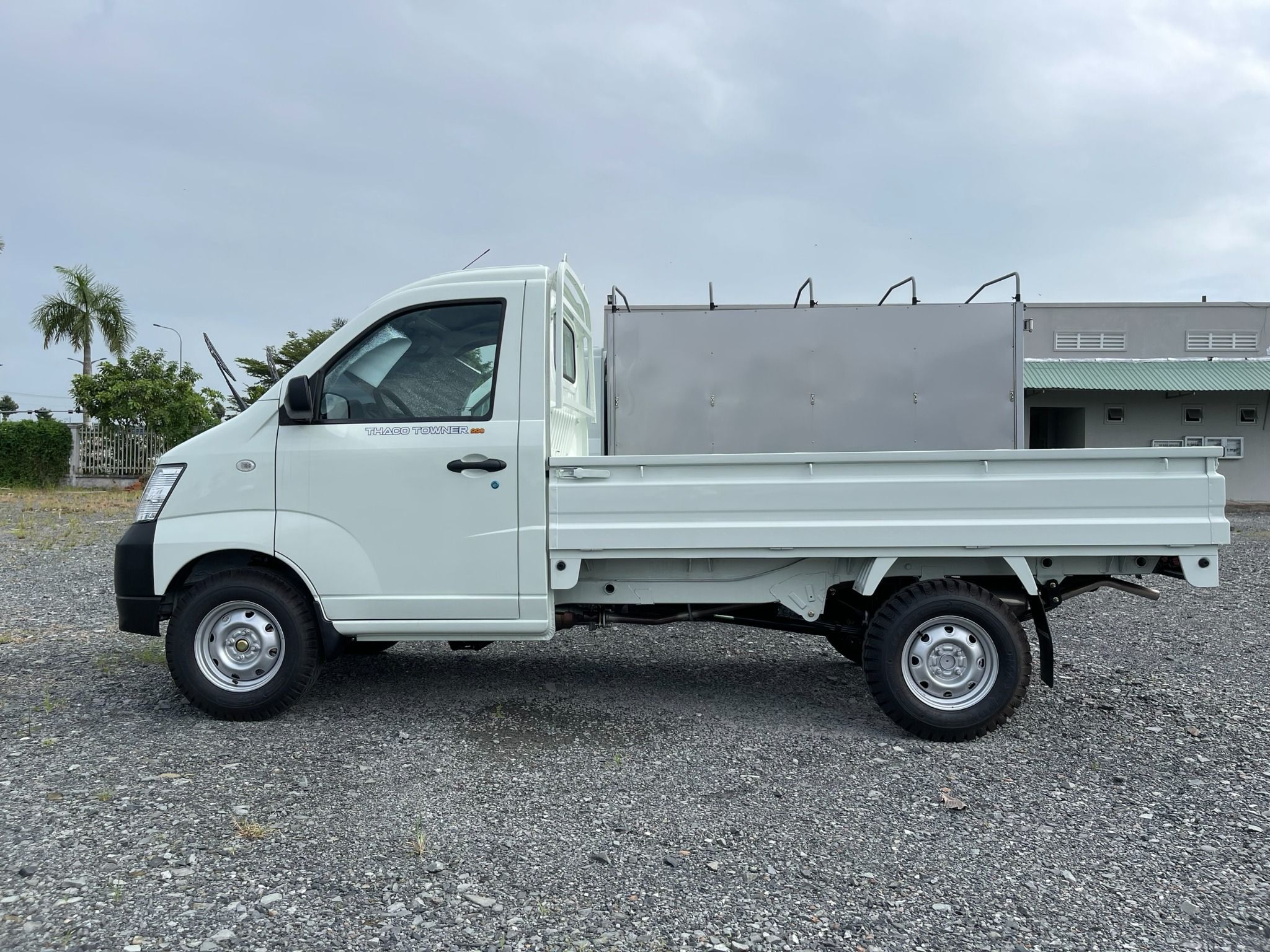  XE TẢI THACO TOWNER 990 NÂNG CẤP | TẢI TRỌNG 990 KG | THÙNG LỬNG 