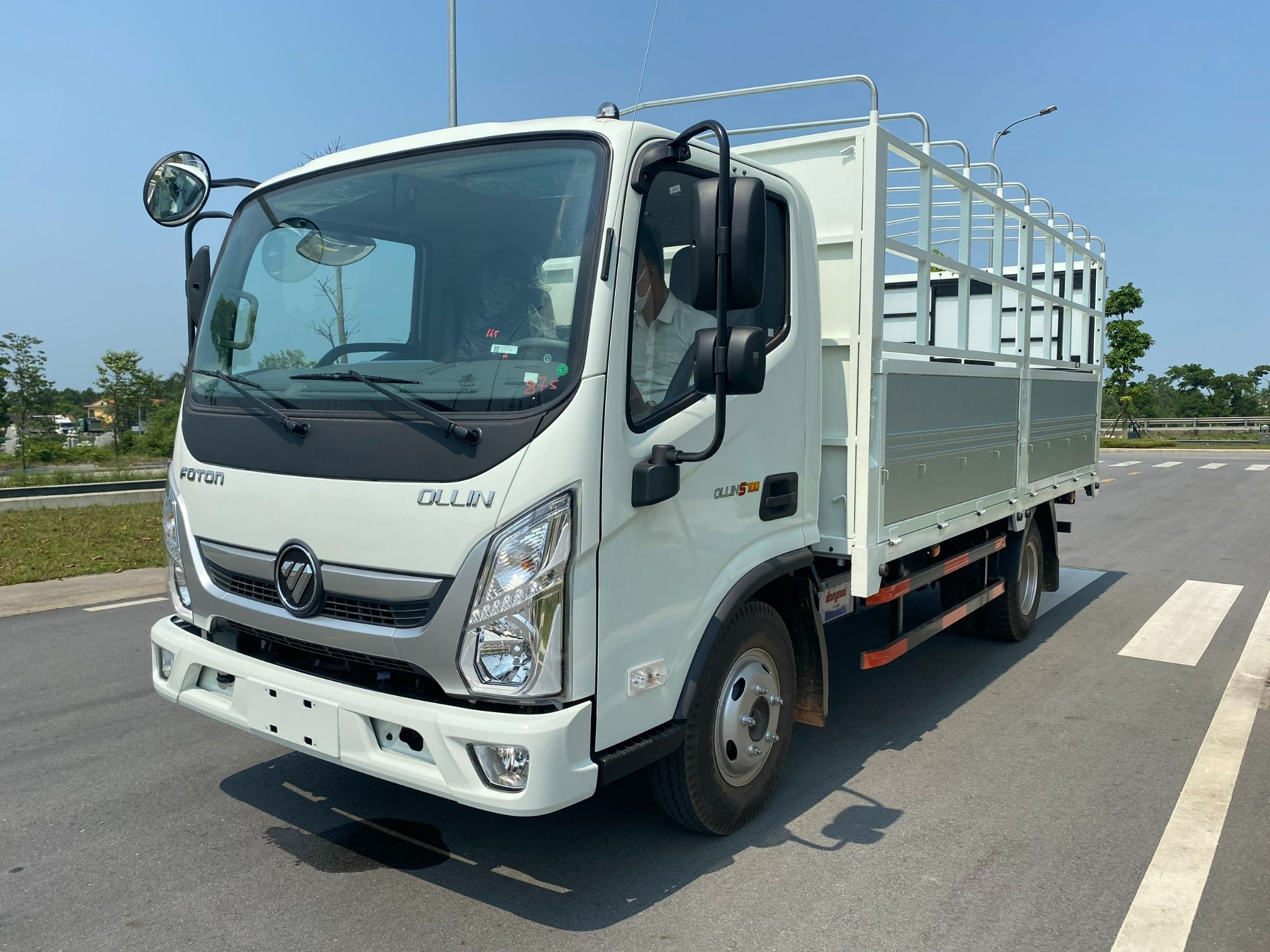  THACO FOTON OLLIN S700 3.49 TẤN 