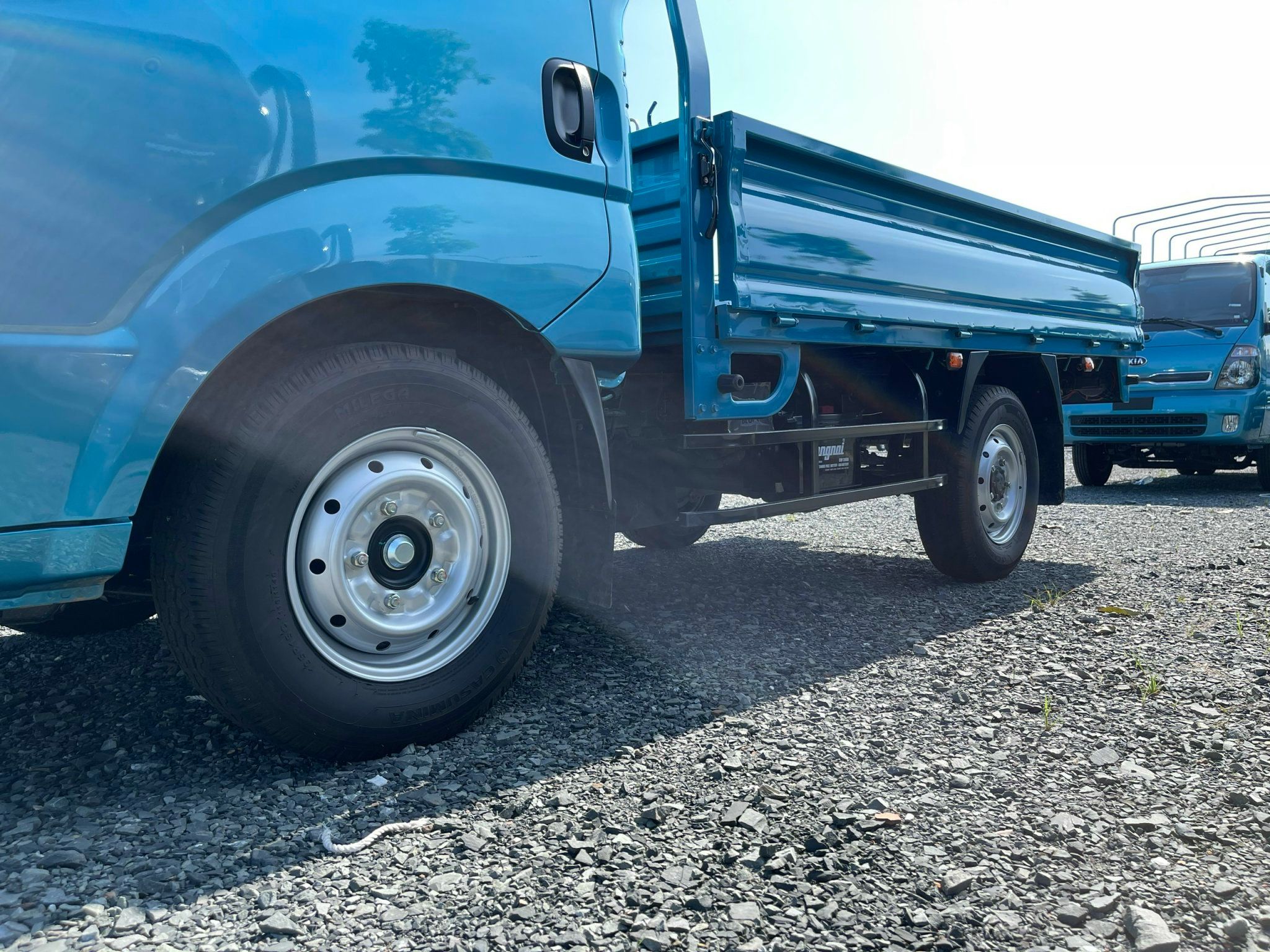  XE TẢI KIA K200S 1.7 TẤN THÙNG LỬNG 