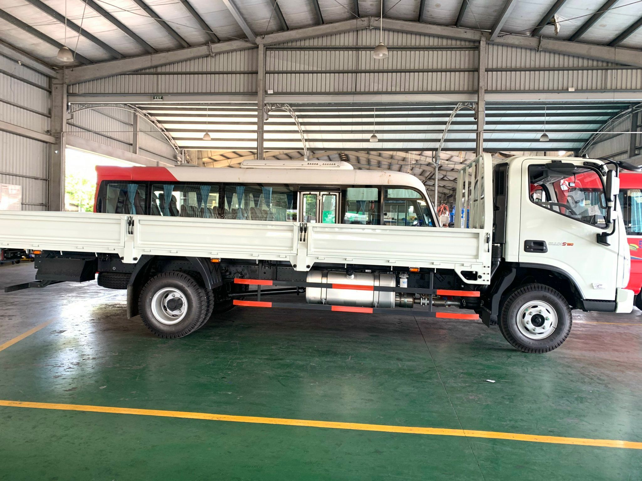  XE TẢI 7 TẤN 2 THACO FOTON OLLIN S720 - THÙNG LỬNG 