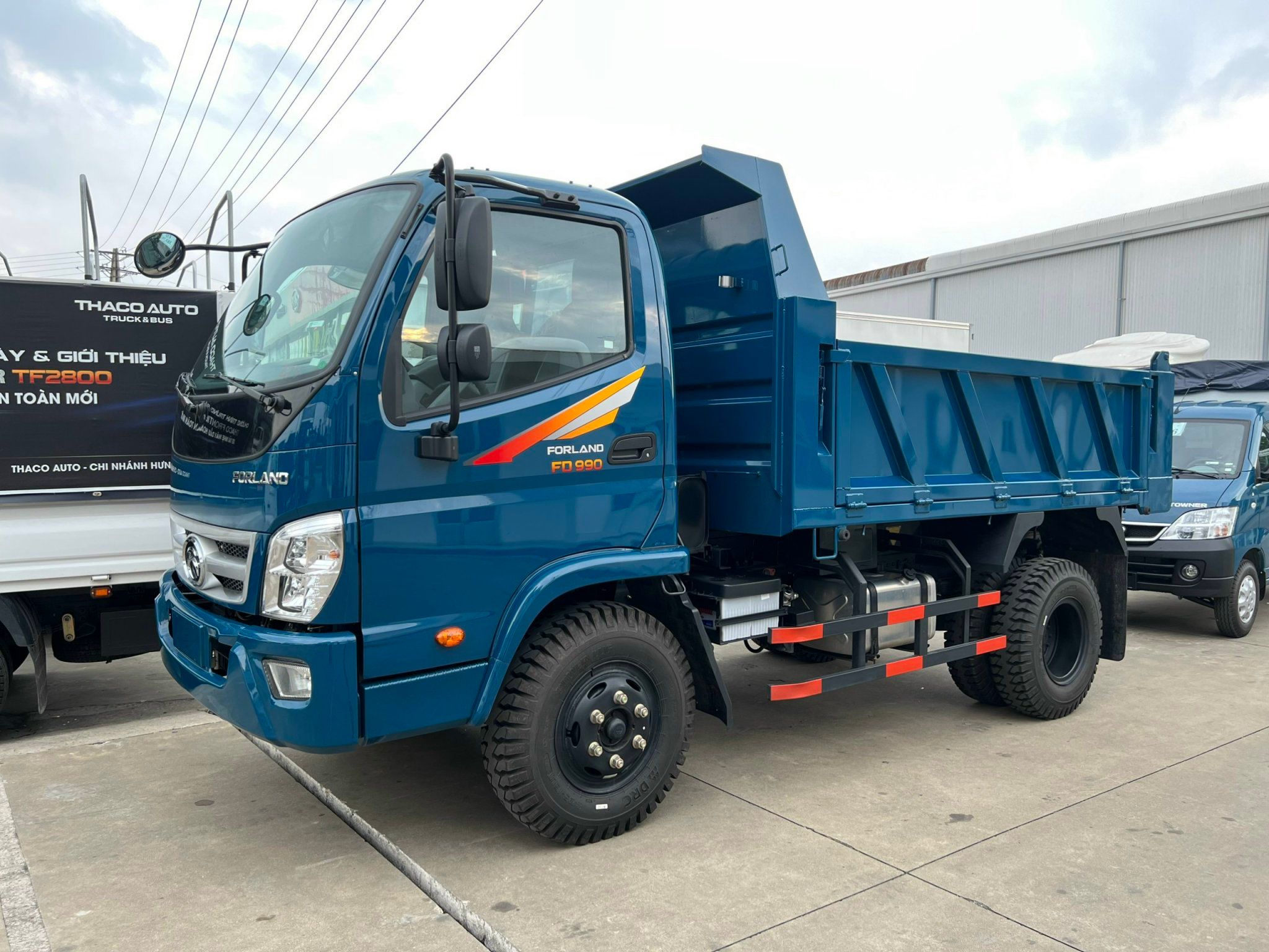  XE BEN THACO FORLAND FD990 - 5 TẤN 