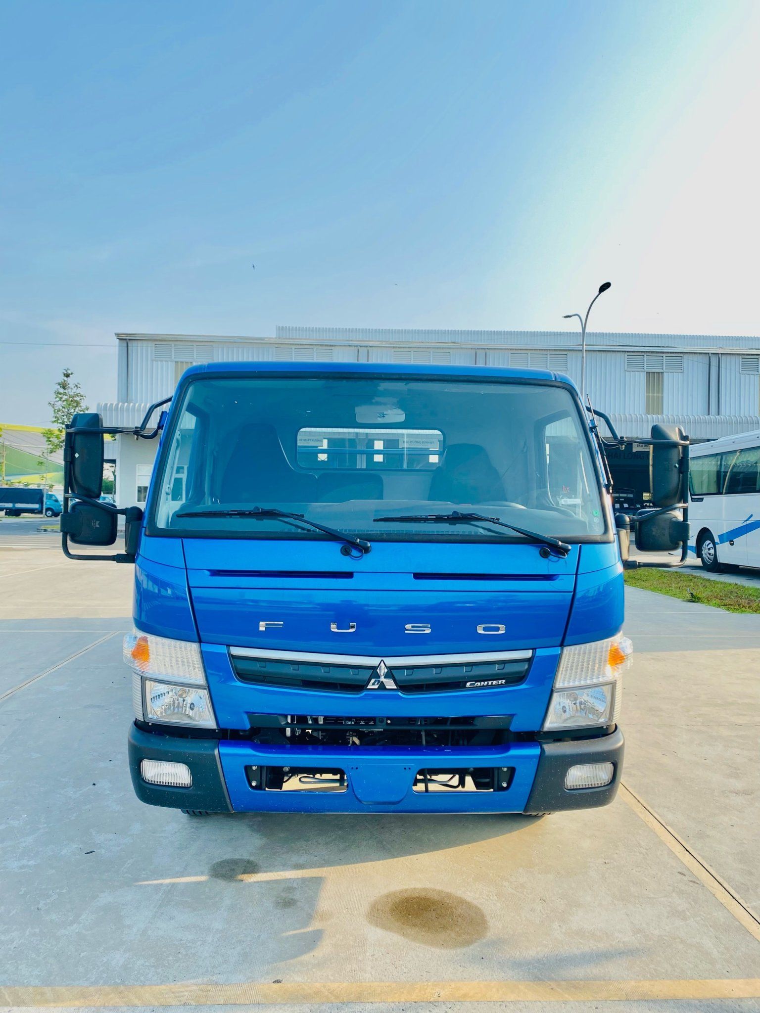  XE TẢI NHẬT BẢN 5 TẤN MITSUBISHI FUSO CANTER TF 8.5L THÙNG LỬNG 
