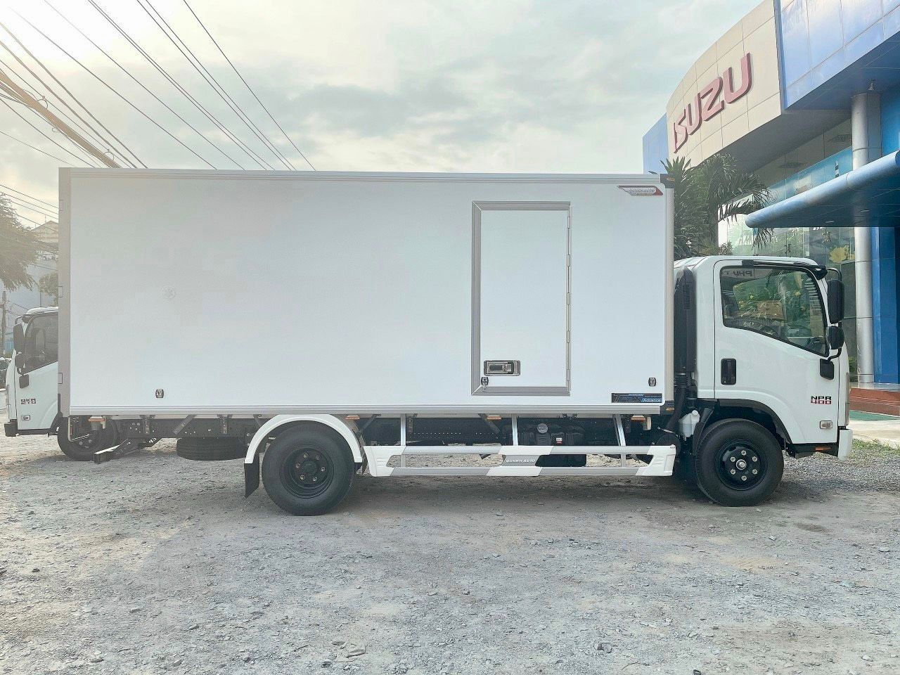 Isuzu NPR 400 3T5 Thùng Quyền F2LB Bảo Ôn Oxi 