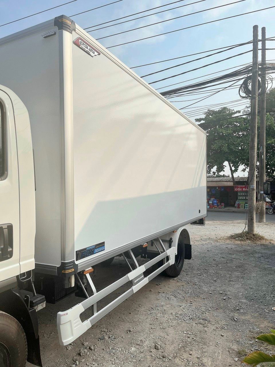  Isuzu NPR 400 3T5 Thùng Quyền F2LB Bảo Ôn Oxi 