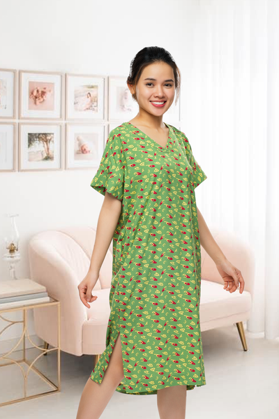  A47112202 - Đầm mặc nhà QUẾ LÂM RAYON HOA cổ tim họa tiết đơn giản 