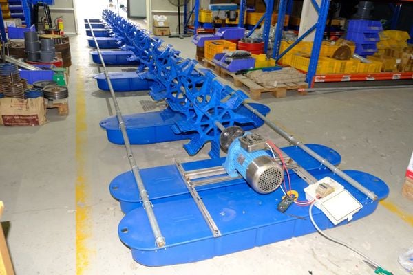 Bộ Quạt 24 Cánh 8 Phao - Tạo Dòng Chảy Mạnh Mẽ Ổn Định