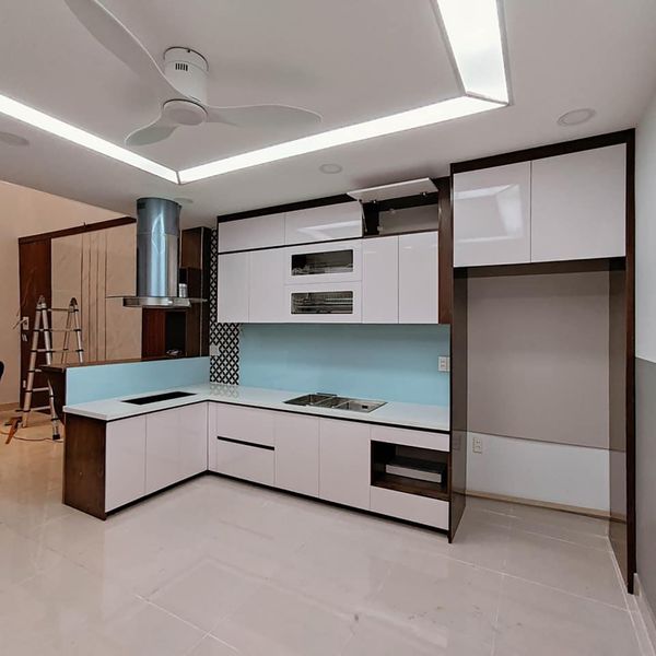 Tủ bếp hiện đại sang trọng