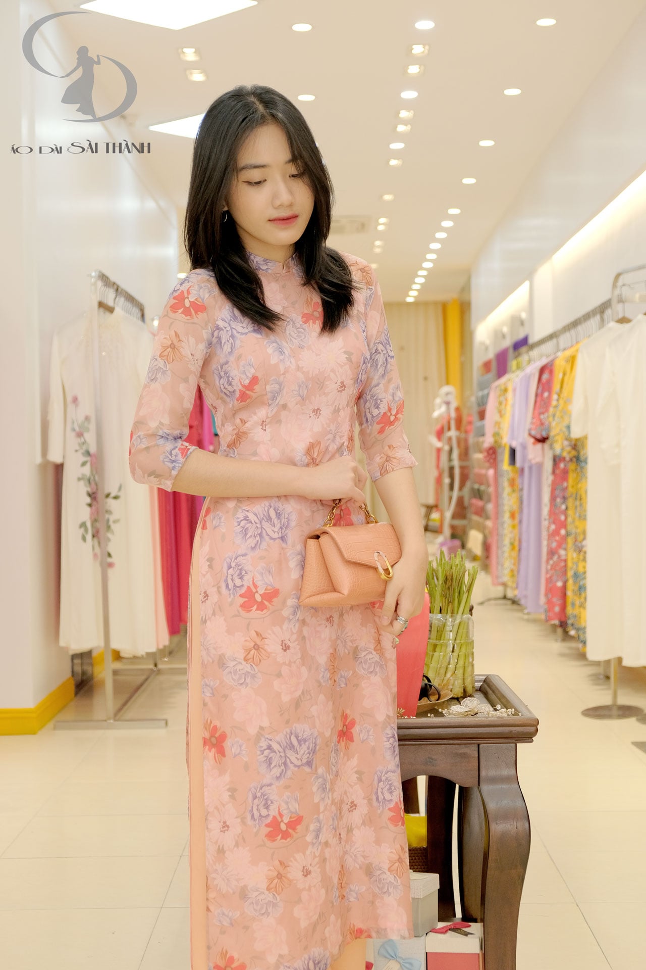 CT0004- Áo dài cách tân voan  tơ 4 tà hoa hồng