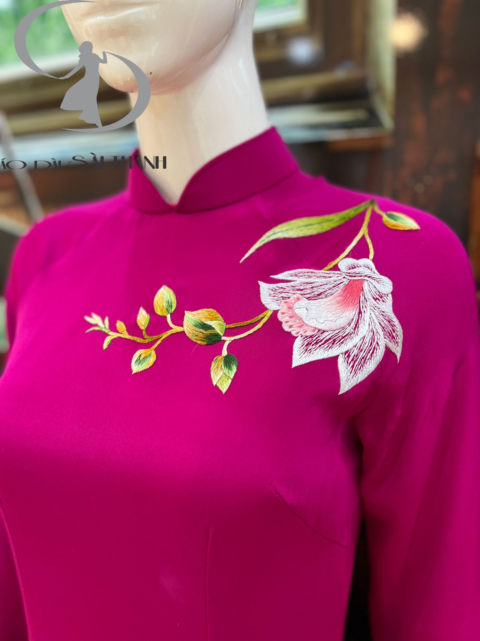 TT0092 - Áo dài thêu tay hoa phong lan