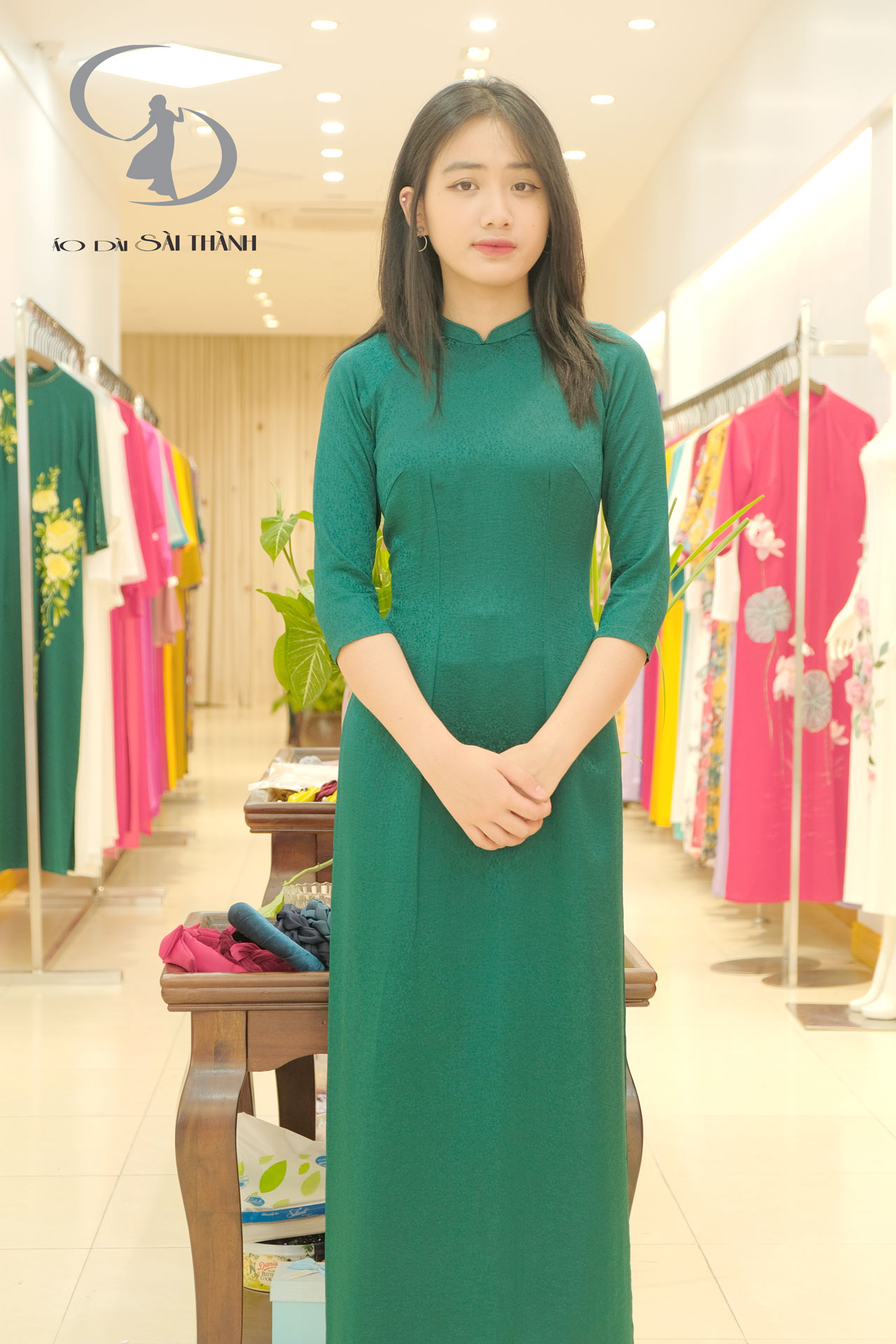 TT0031- Áo dài tơ tằm bèo dâu xanh lông công