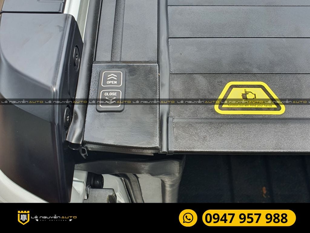 NẮP CUỘN ĐIỆN OPTION 4X4 - STORMTRAK