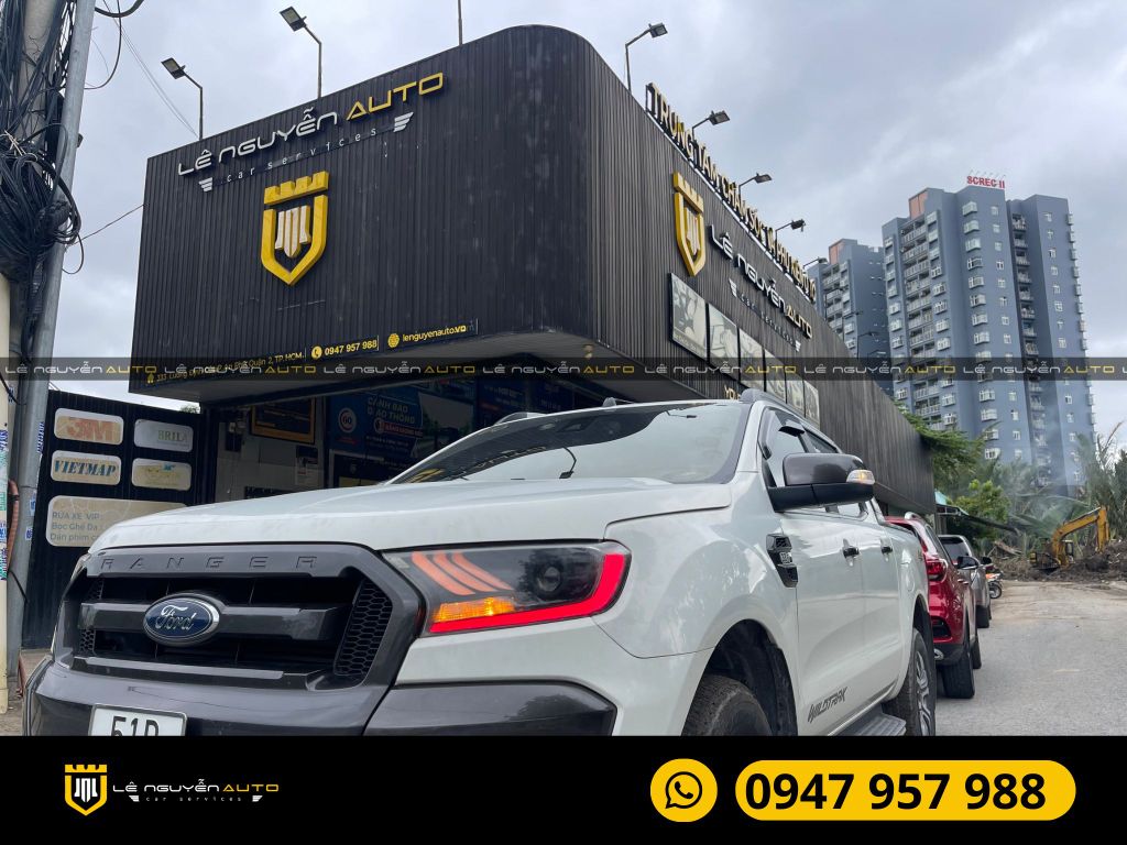 XE FORD RANGER ĐỘ BI AOZOOM XLED PRO DOMAX VỚI LED MÍ LED XI NHAN