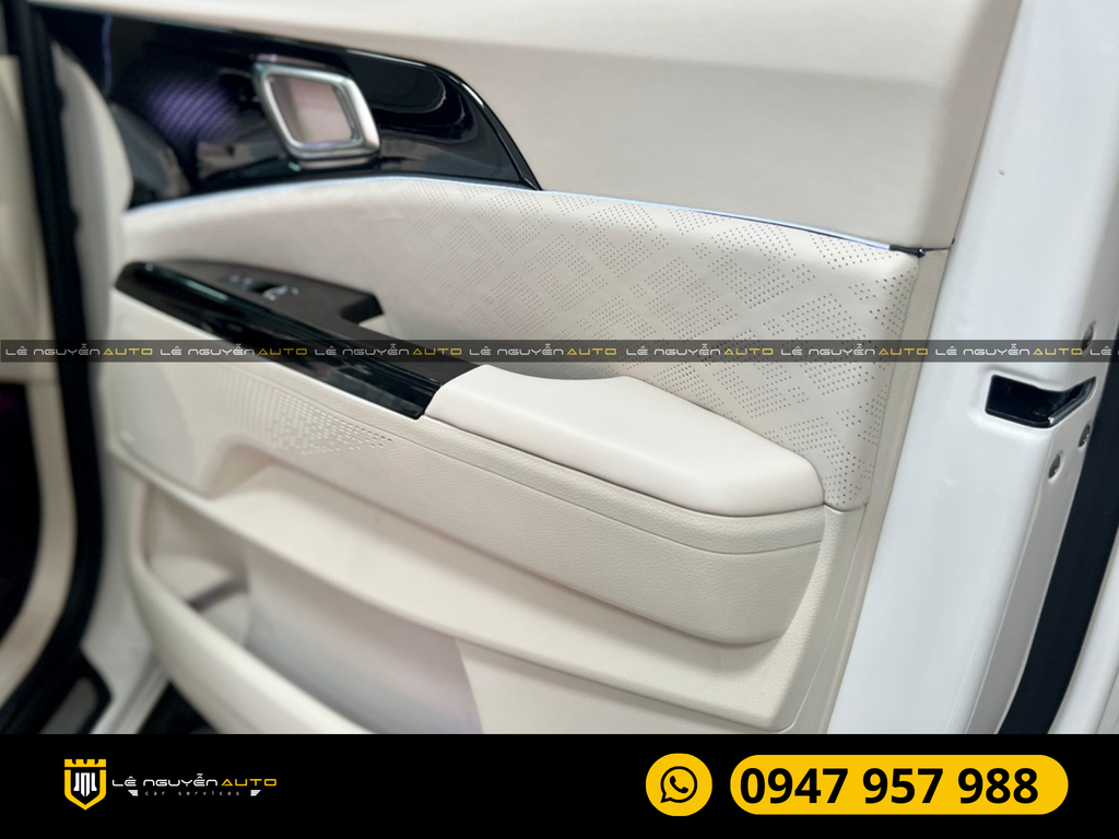 Limousine Kia Carnival