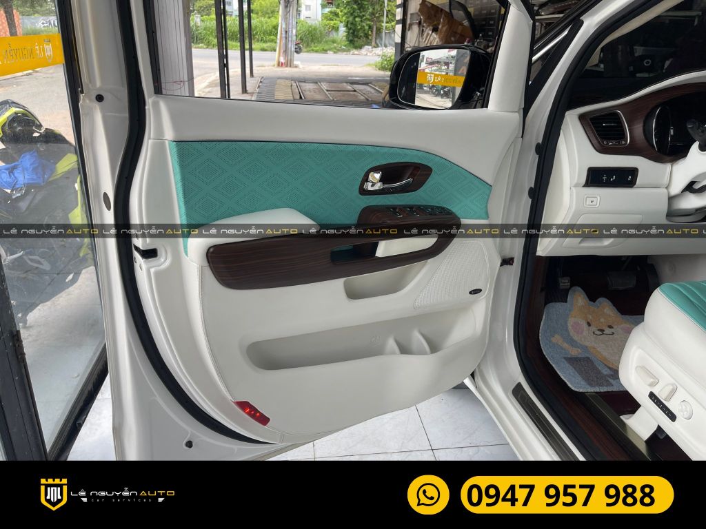 KIA SEDONA ĐỘ GHẾ LIMUOSINE ĐỔI MÀU NỘI THẤT