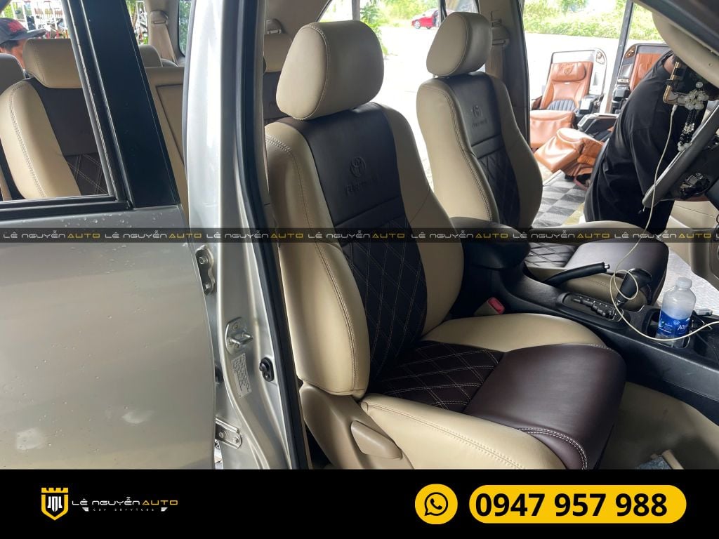 TOYOTA FORTUNER 2015 BỌC GHẾ DA