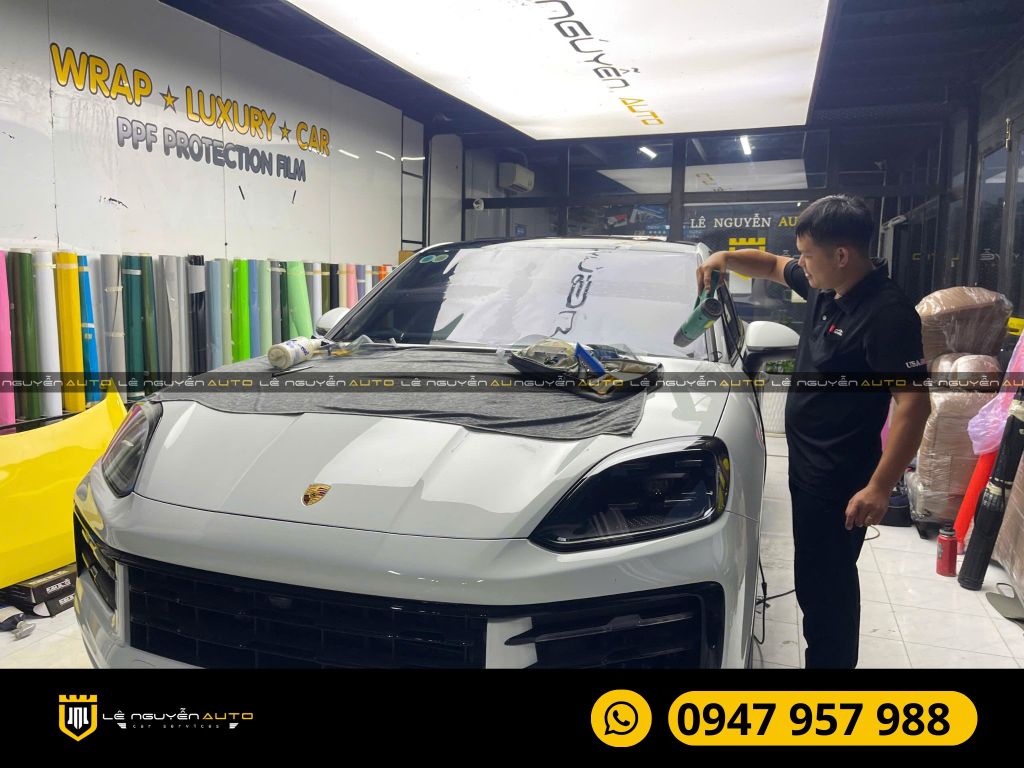 PORSCHE CAYENNE DÁN PHIM CÁCH NHIỆT