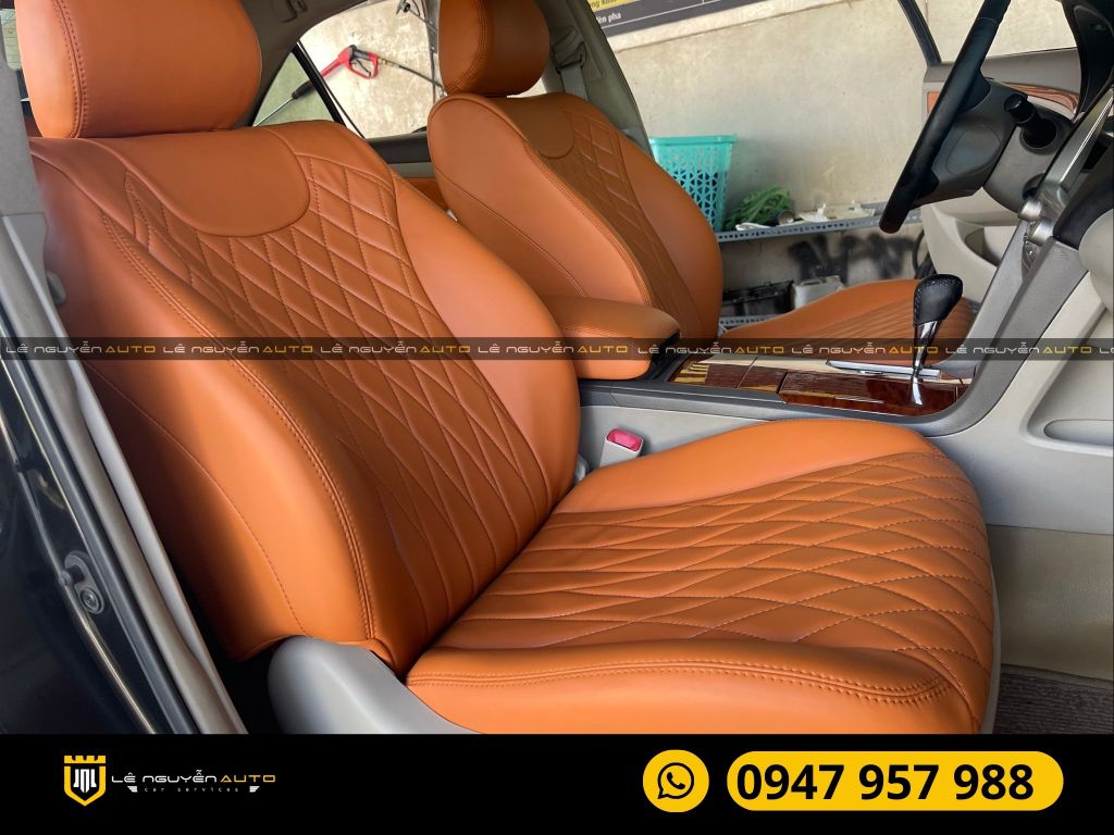 TOYOTA CAMRY BỌC GHẾ DA Ý VÀ BỌC TAPLO