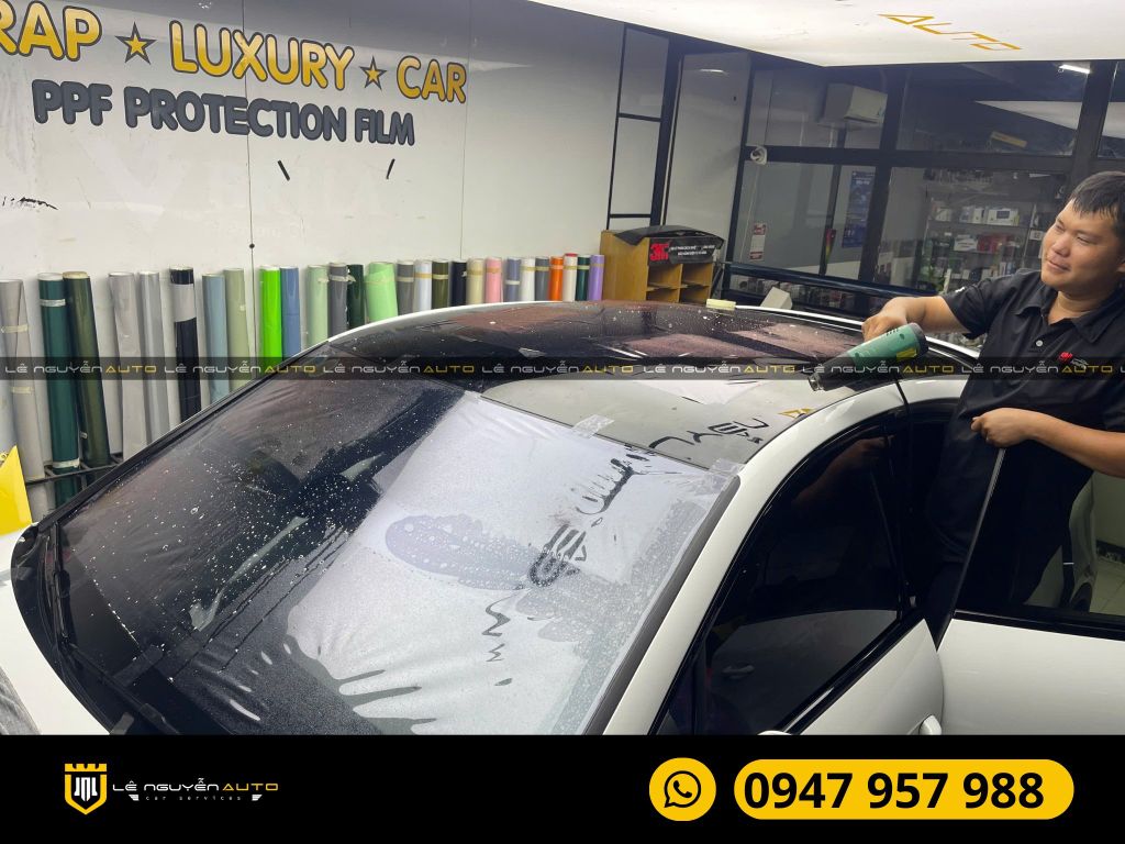 PORSCHE CAYENNE DÁN PHIM CÁCH NHIỆT