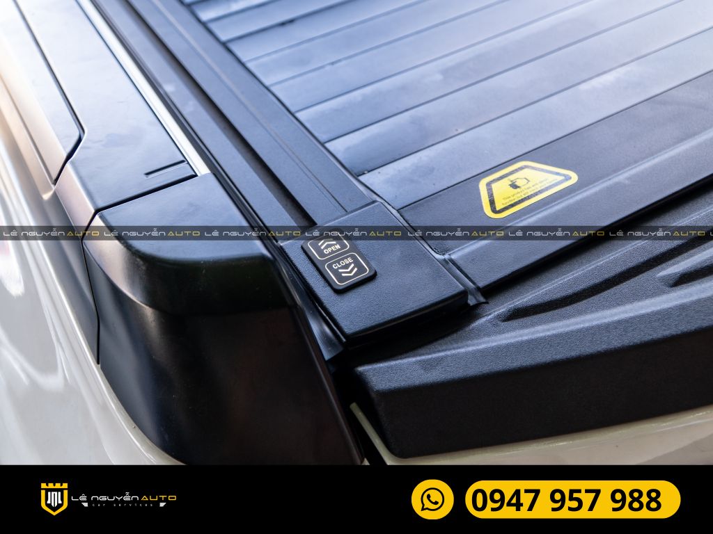 NẮP CUỘN ĐIỆN OPTION 4X4 - STORMTRAK
