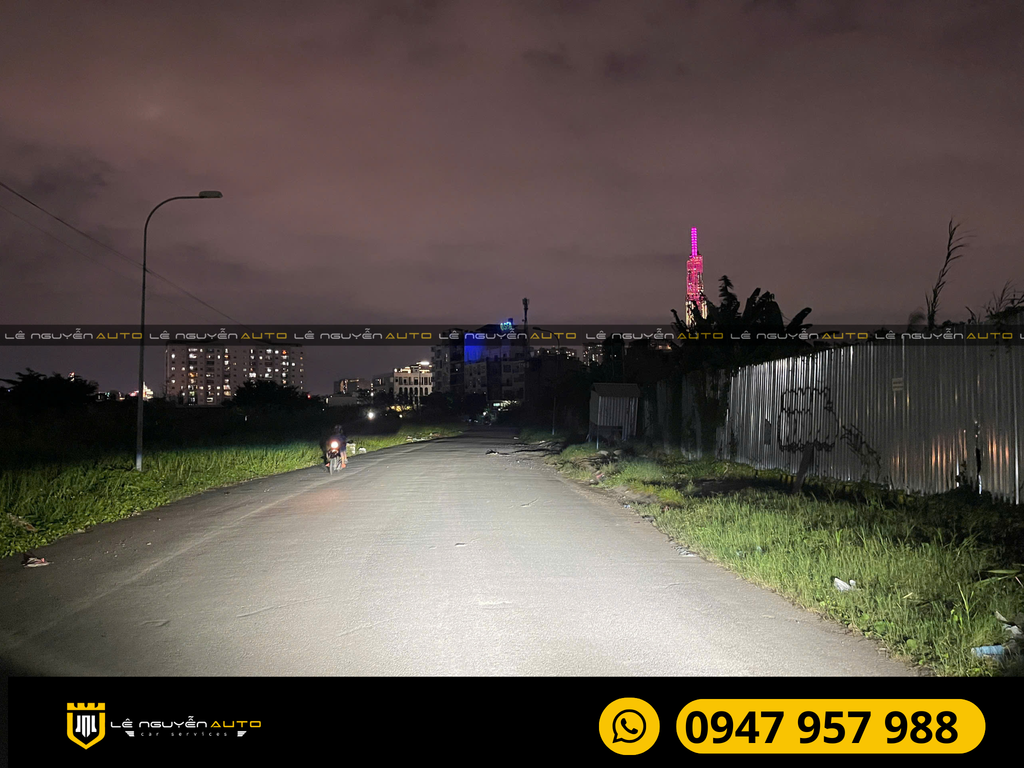 MECDES CLA 45 ĐỘ ĐÈN BI TĂNG SÁNG LED AOZOOM XLED PRO
