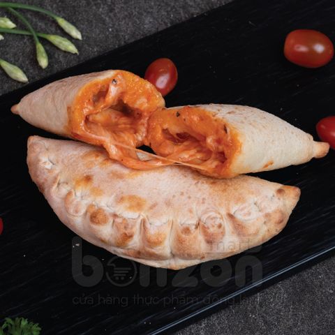 CALZONE - PIZZA GẬP NHÂN PHÔ MAI CÀ CHUA 100G