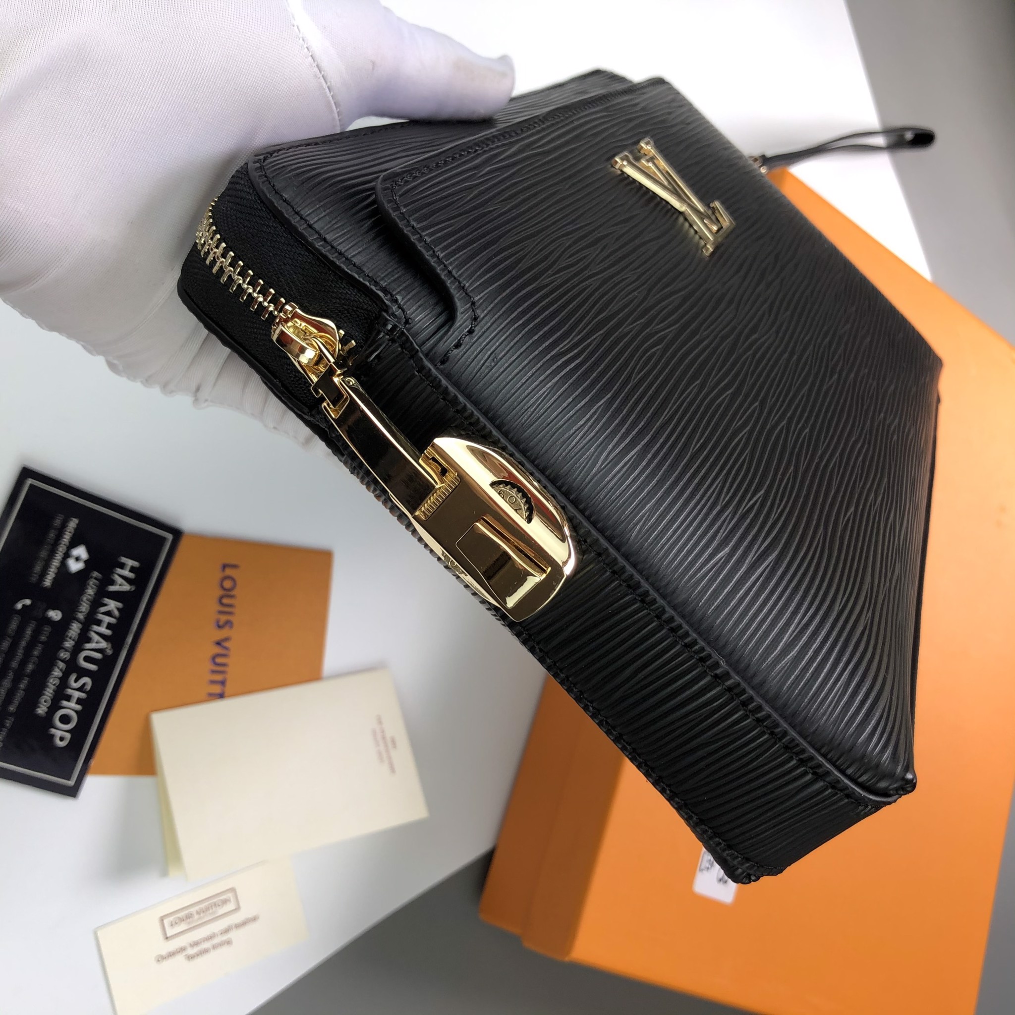Clutch - Ví cầm tay nam - khóa số Louis Vuitton LKM 402 - LOUIS