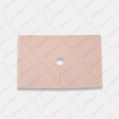Gạc xốp đặt xung quanh ống mở khí quản 7cmx11cm