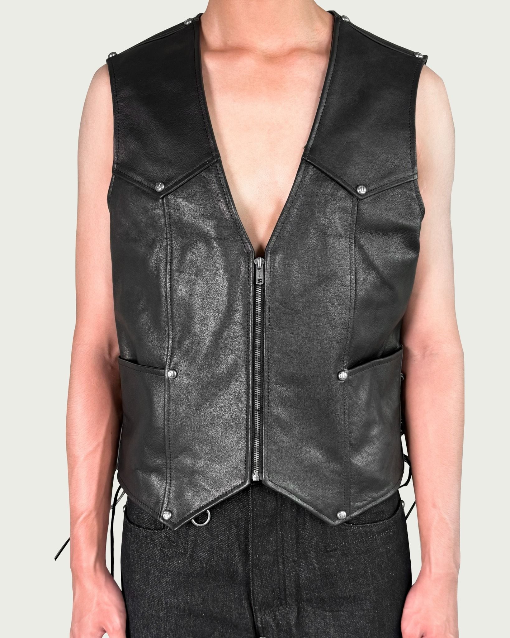  ALCYUS | LEATHER VESTBAG 