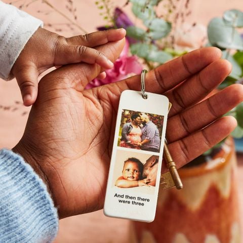PERSONALISED LEATHER PHOTO KEYRING - LGH67