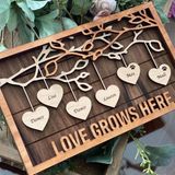 PERSONALISED WOODEN FAMILY NAMES SIGN CUSTOM FRAME - WGH32