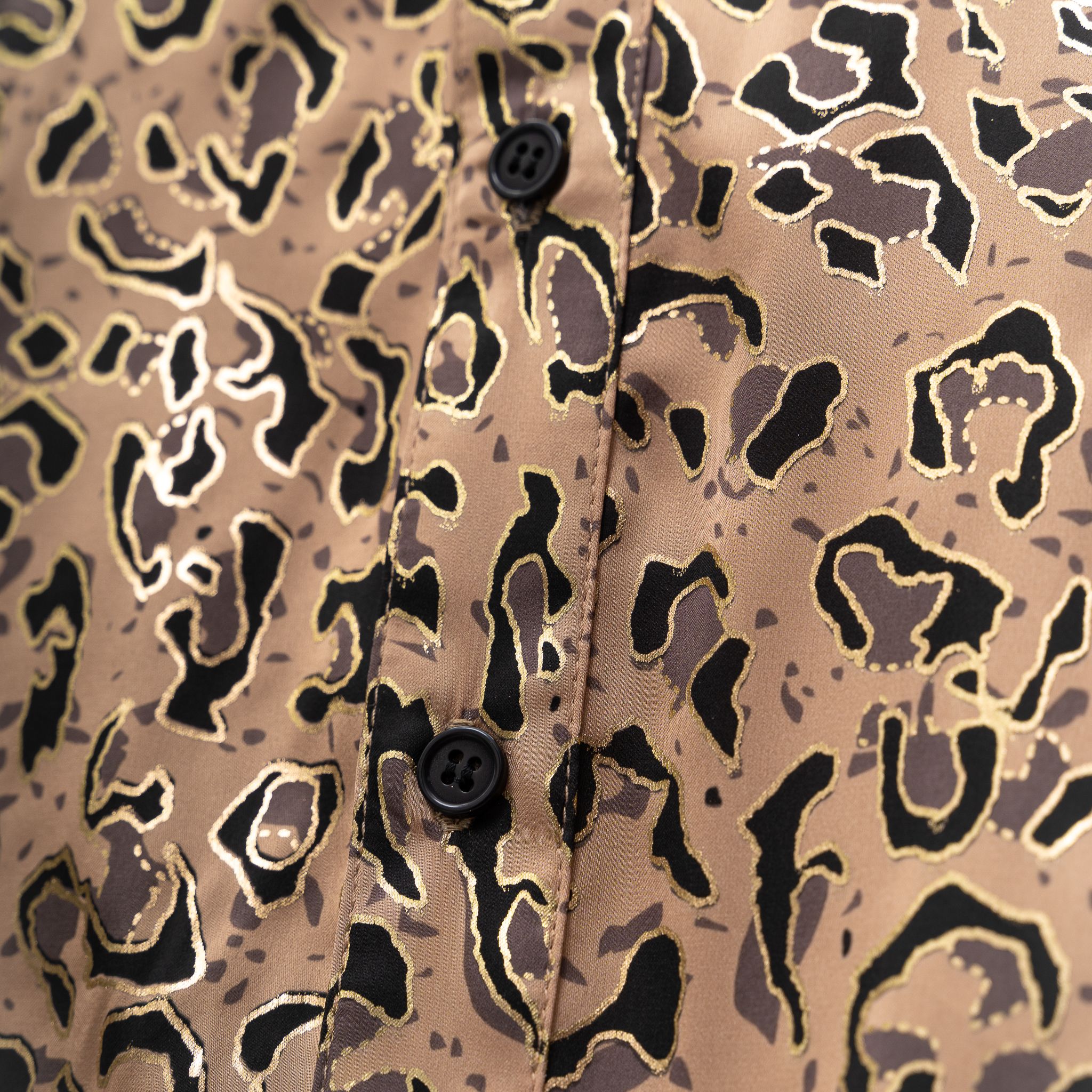 Leopard Print Long-Sleeve Shirt – ZOMBIE® OFFICIAL STORE Leopard Print Long-Sleeve Shirt – ZOMBIE® OFFICIAL STORE