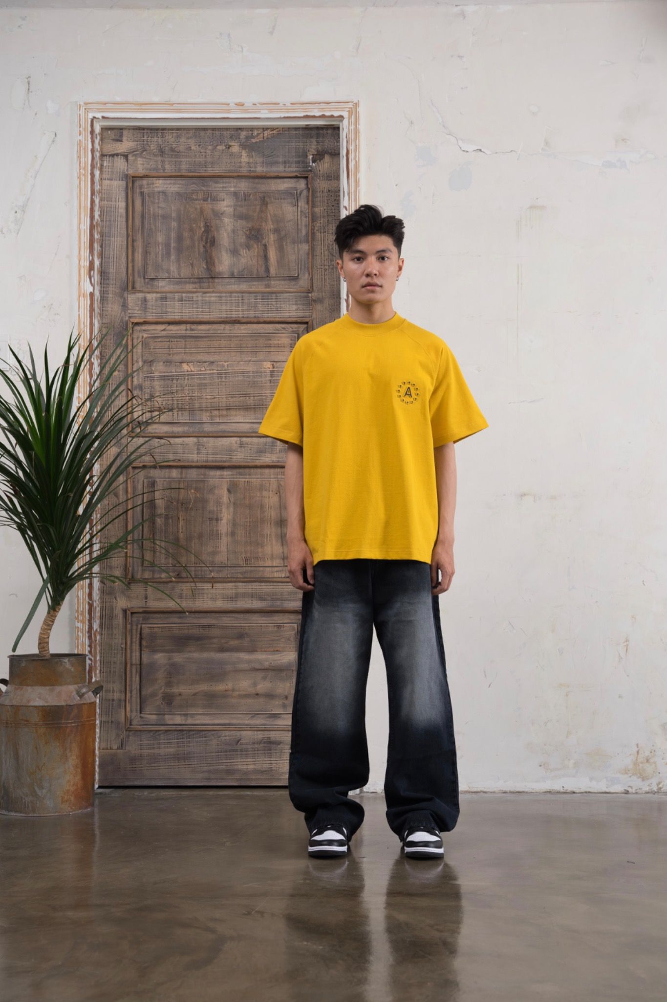 Embossed Star Boxy Raglan TShirt - Yellow 