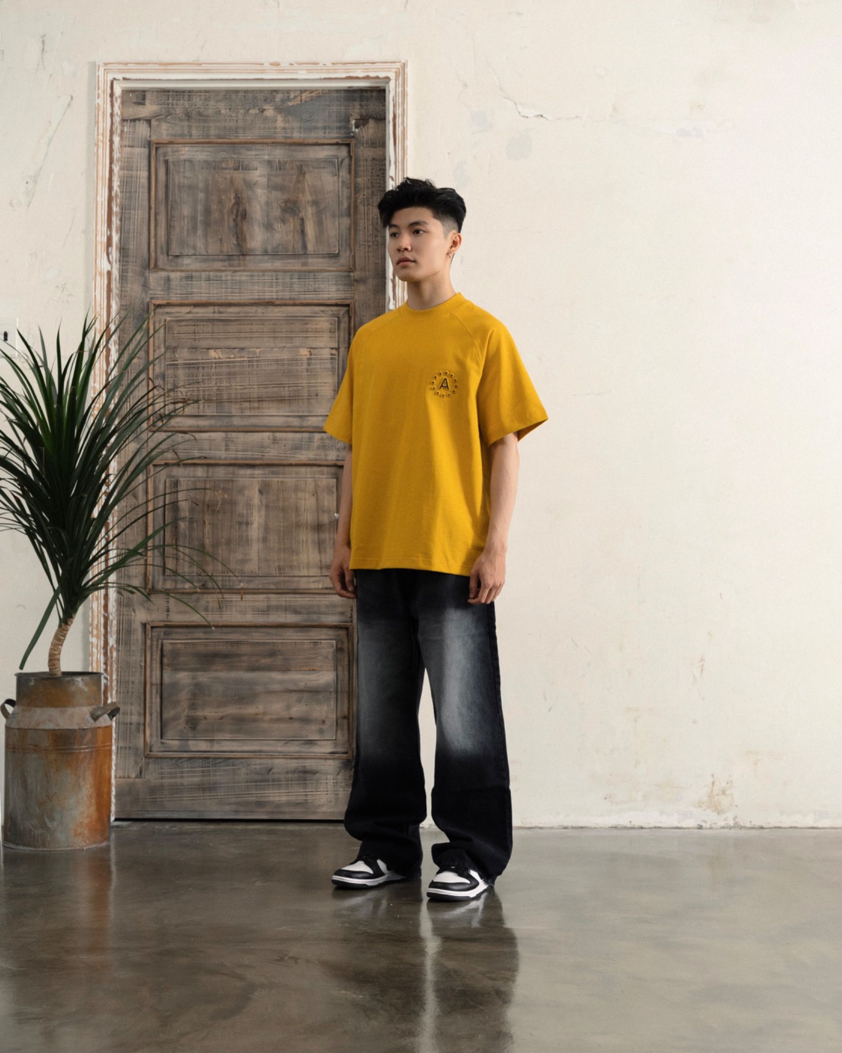  Embossed Star Boxy Raglan TShirt - Yellow 