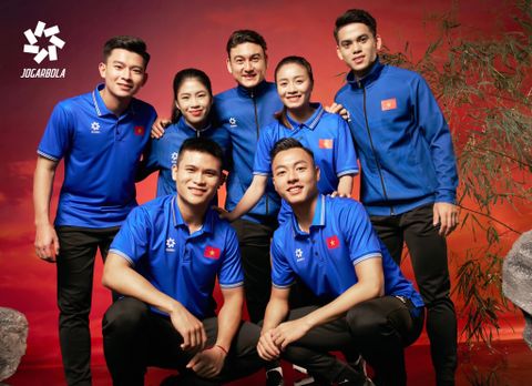  TRANG PHỤC DI CHUYỂN ĐỘI TUYỂN VIỆT NAM (SUVEC) 