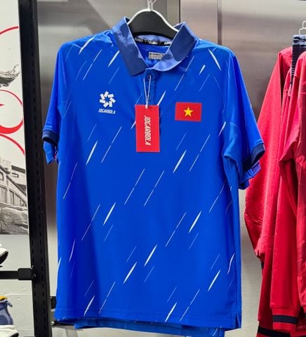  ÁO DI CHUYỂN ĐỘI TUYỂN VIỆT NAM 