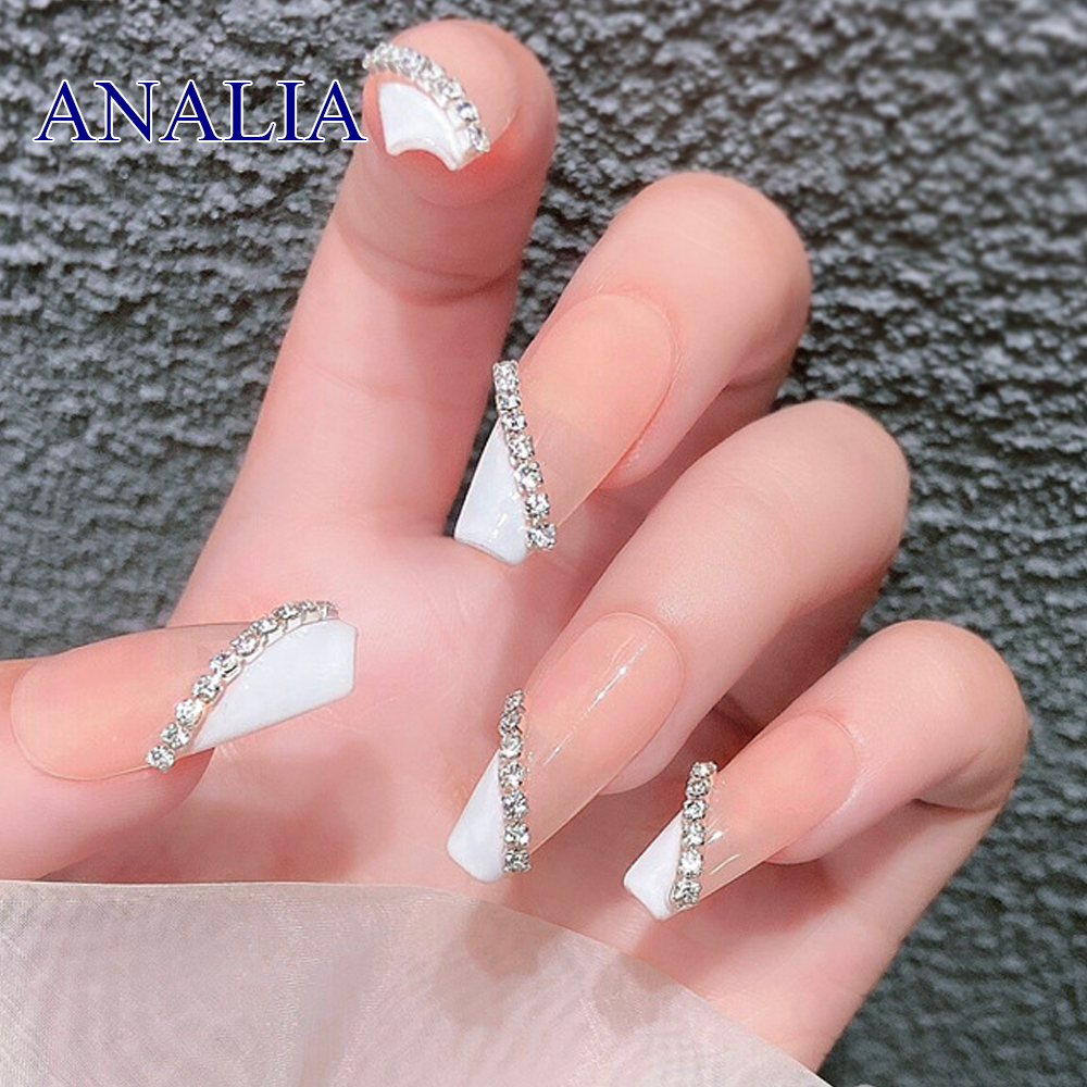 Tuyển chọn 200 mẫu nail chân đính đá khối được yêu thích nhất