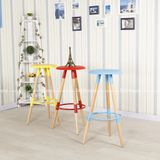 GHẾ BAR TRÒN 3 CHÂN MẶT NHỰA