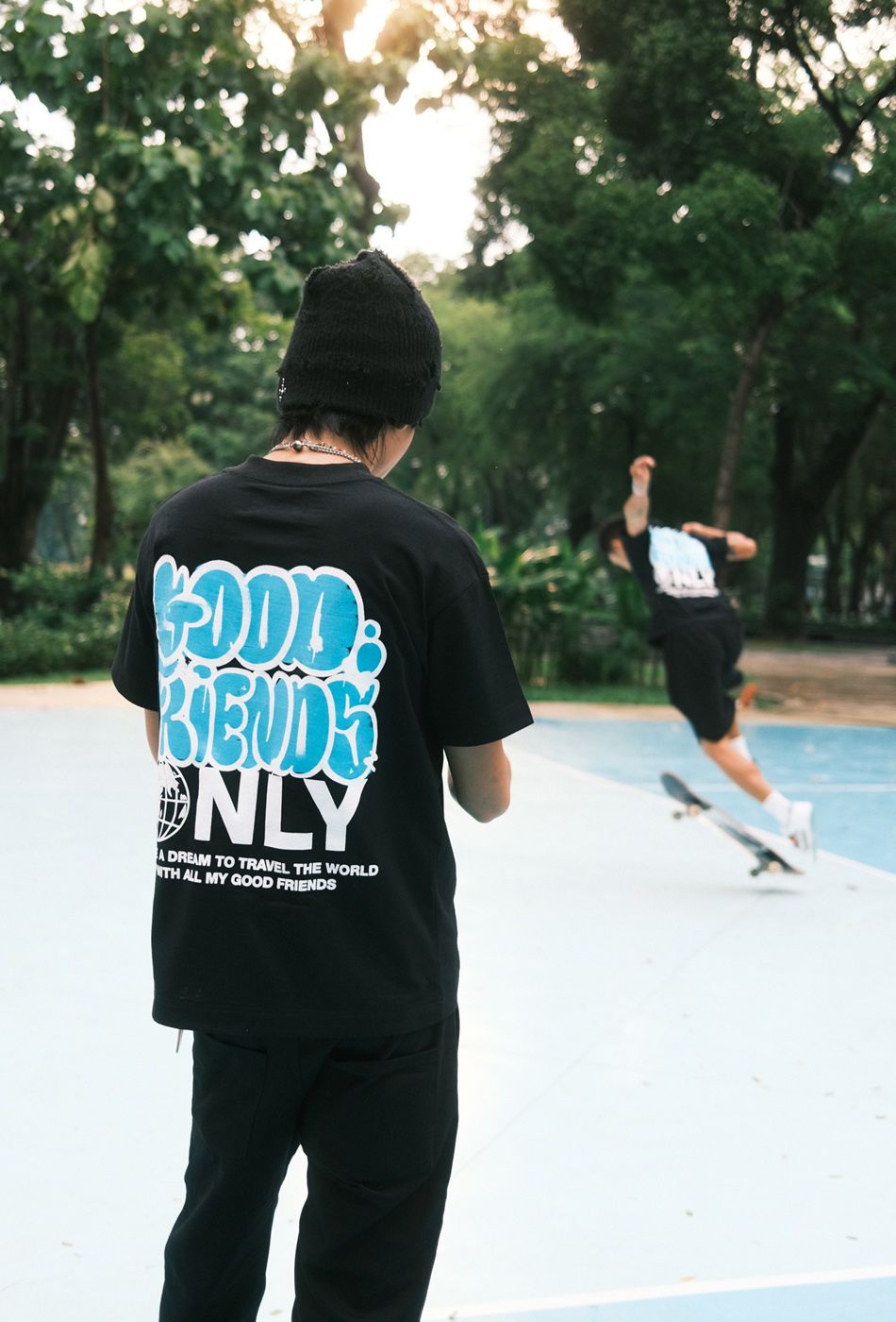  GOOD FRIENDS V2 TSHIRT 