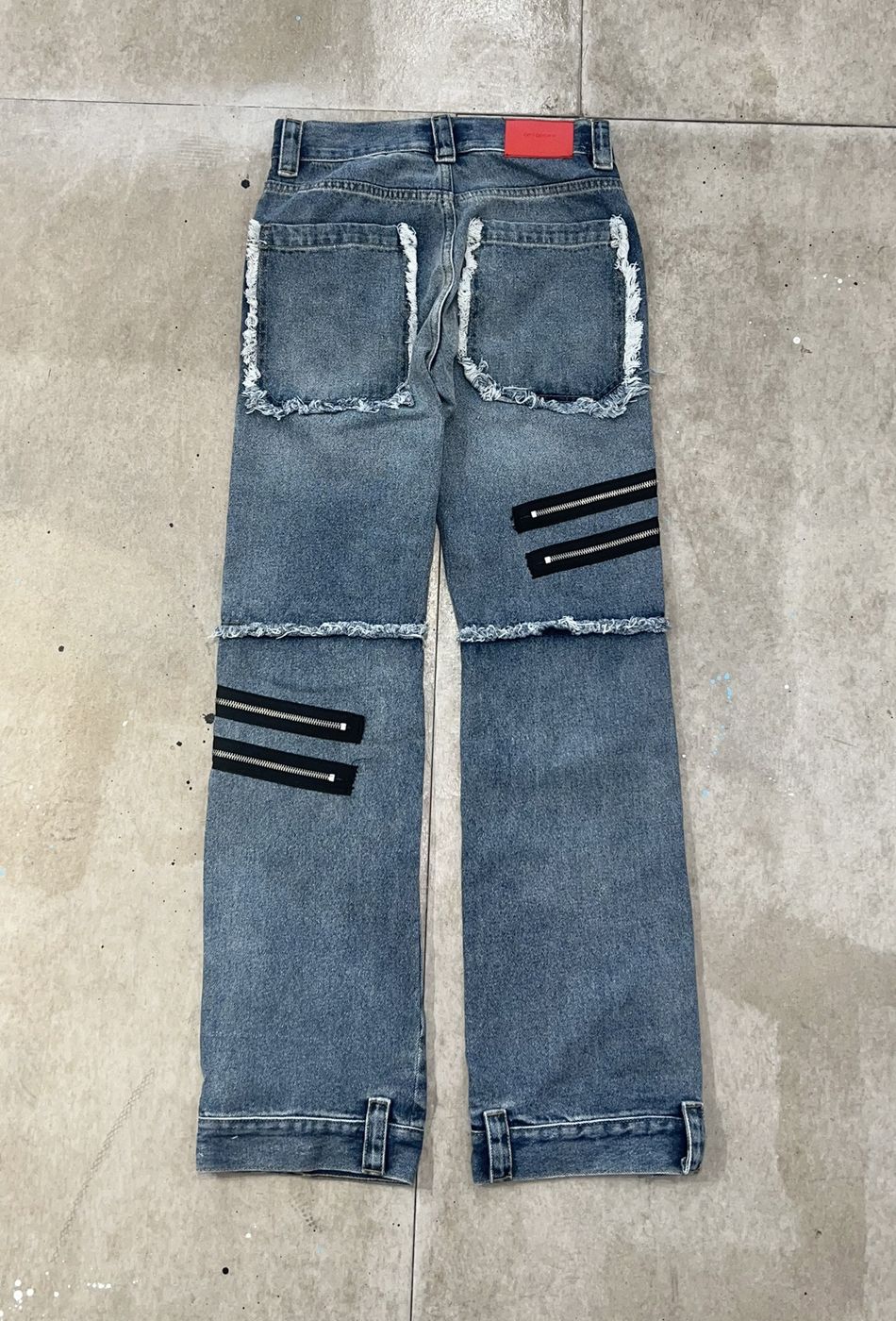  BLUE ZIP JEANS ( NEW UPDATE ) 