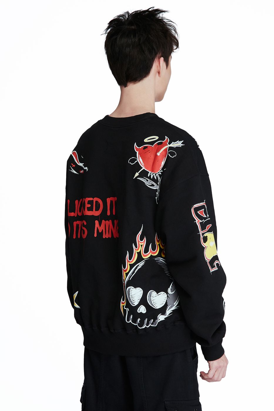  LICKED COLLAB SWEATER BLACK 