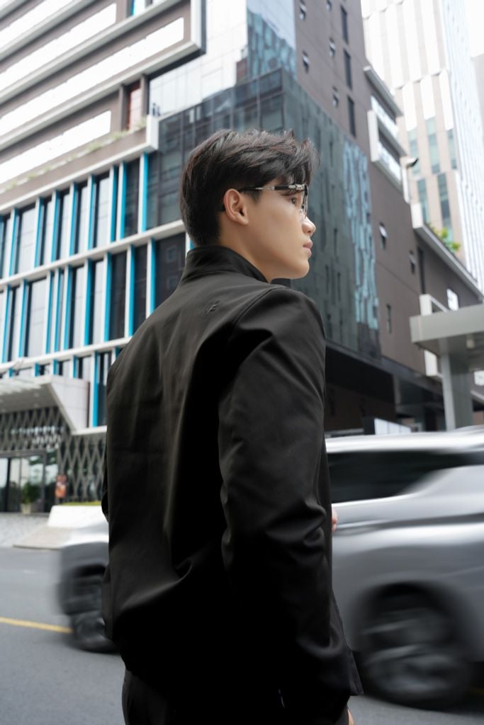  Áo Khoác Nam Kaki Trơn Form Regular 2310048 