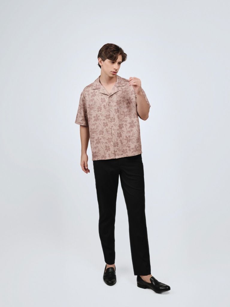  Áo Sơ Mi Tay Ngắn Cotton In Form Oversize 2409009 